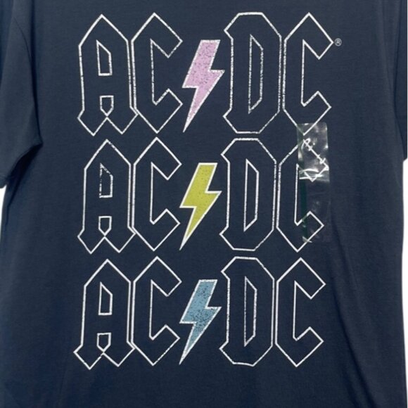 AC/DC Graphic Tshirt Womens Gray Medium New Lightning Bolts - Picture 5 of 9